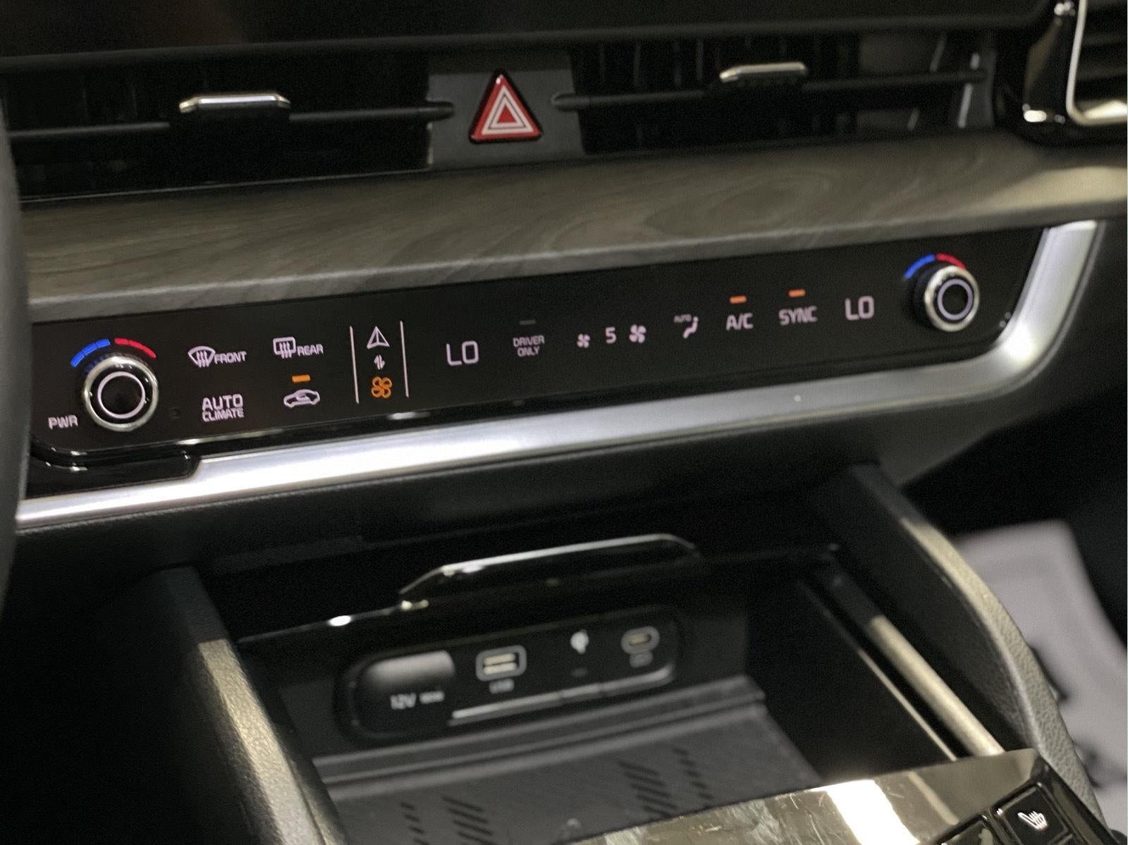 2024 Kia Sportage Plug-In Hybrid X-Line