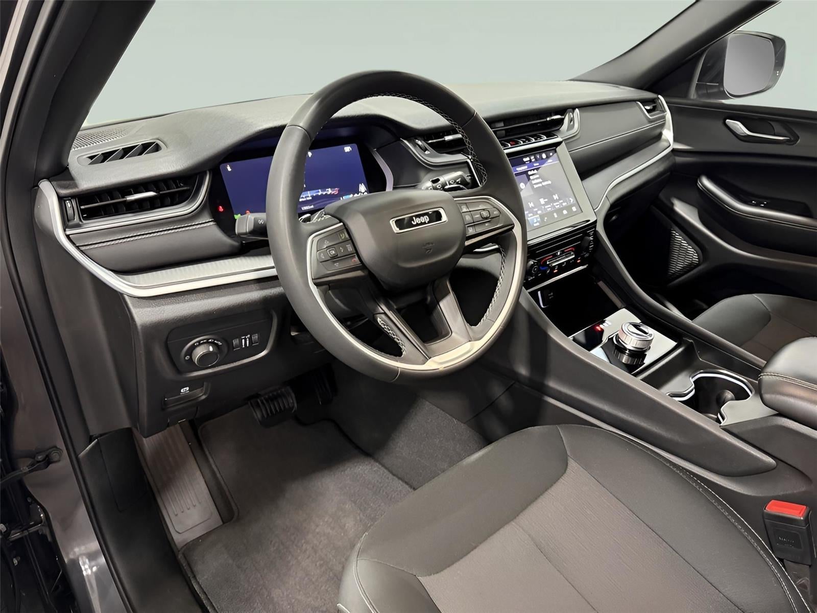 2024 Jeep Grand Cherokee Laredo X