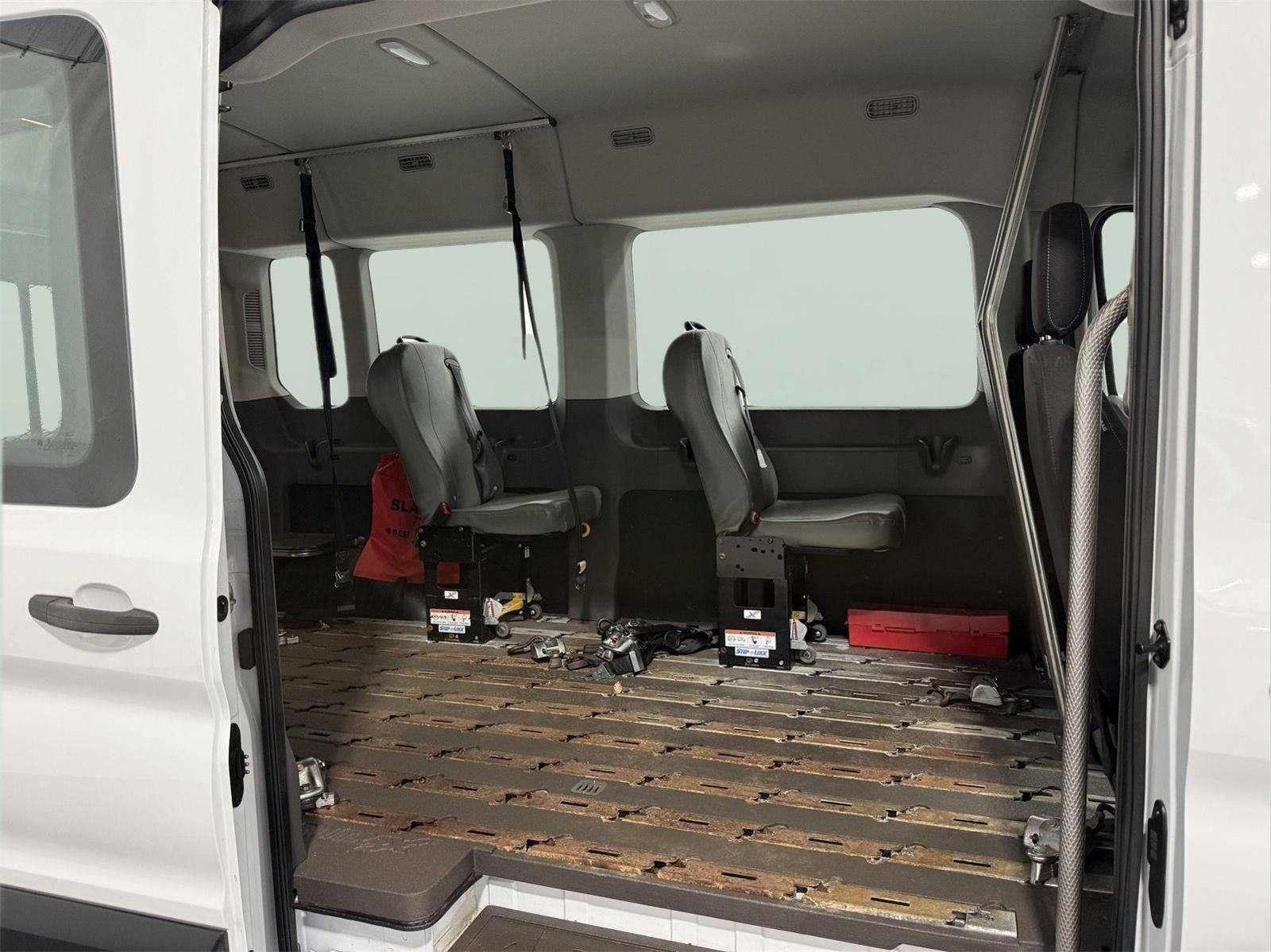 2020 Ford Transit Passenger Wagon XL