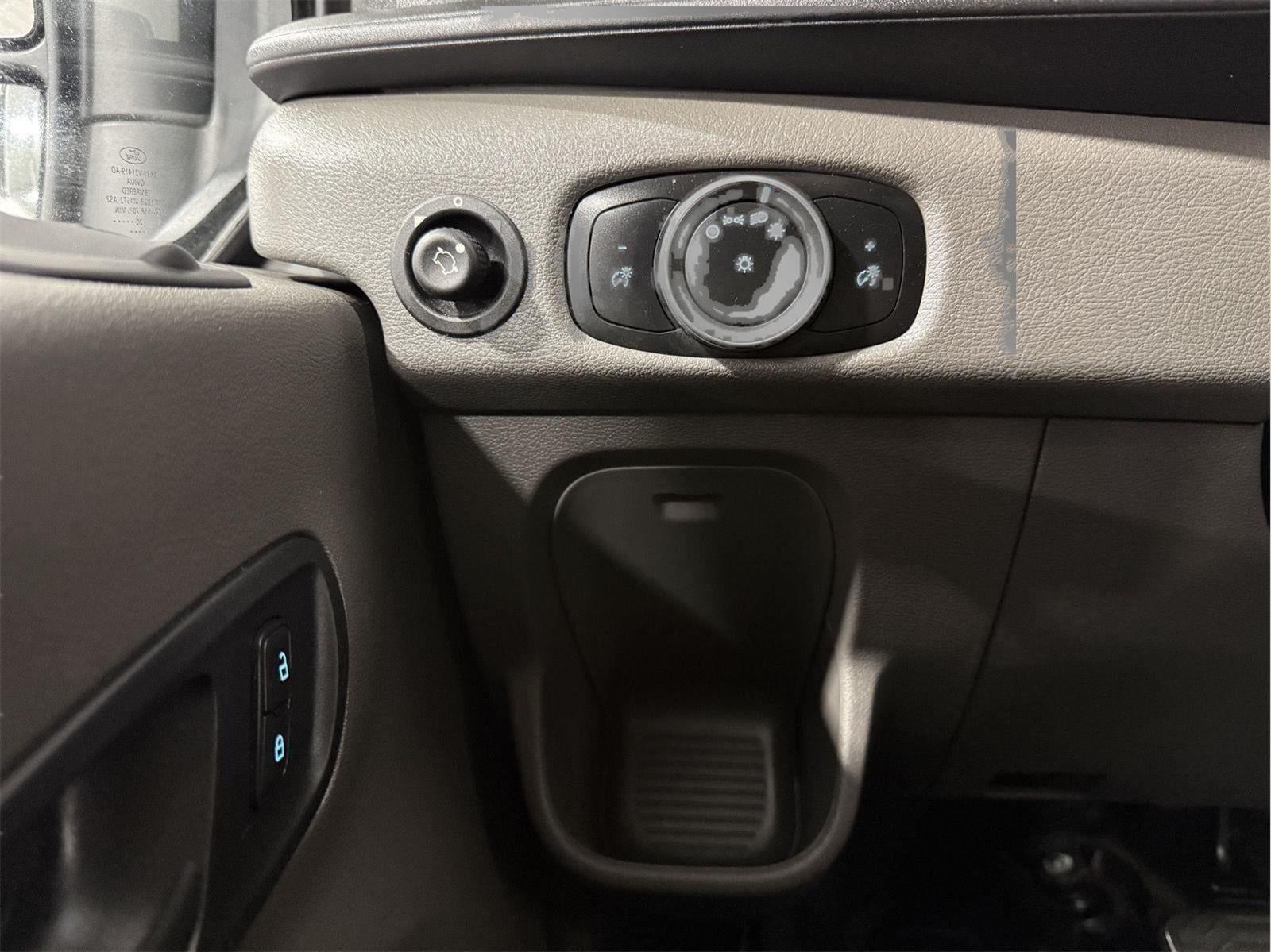 2020 Ford Transit Passenger Wagon XL