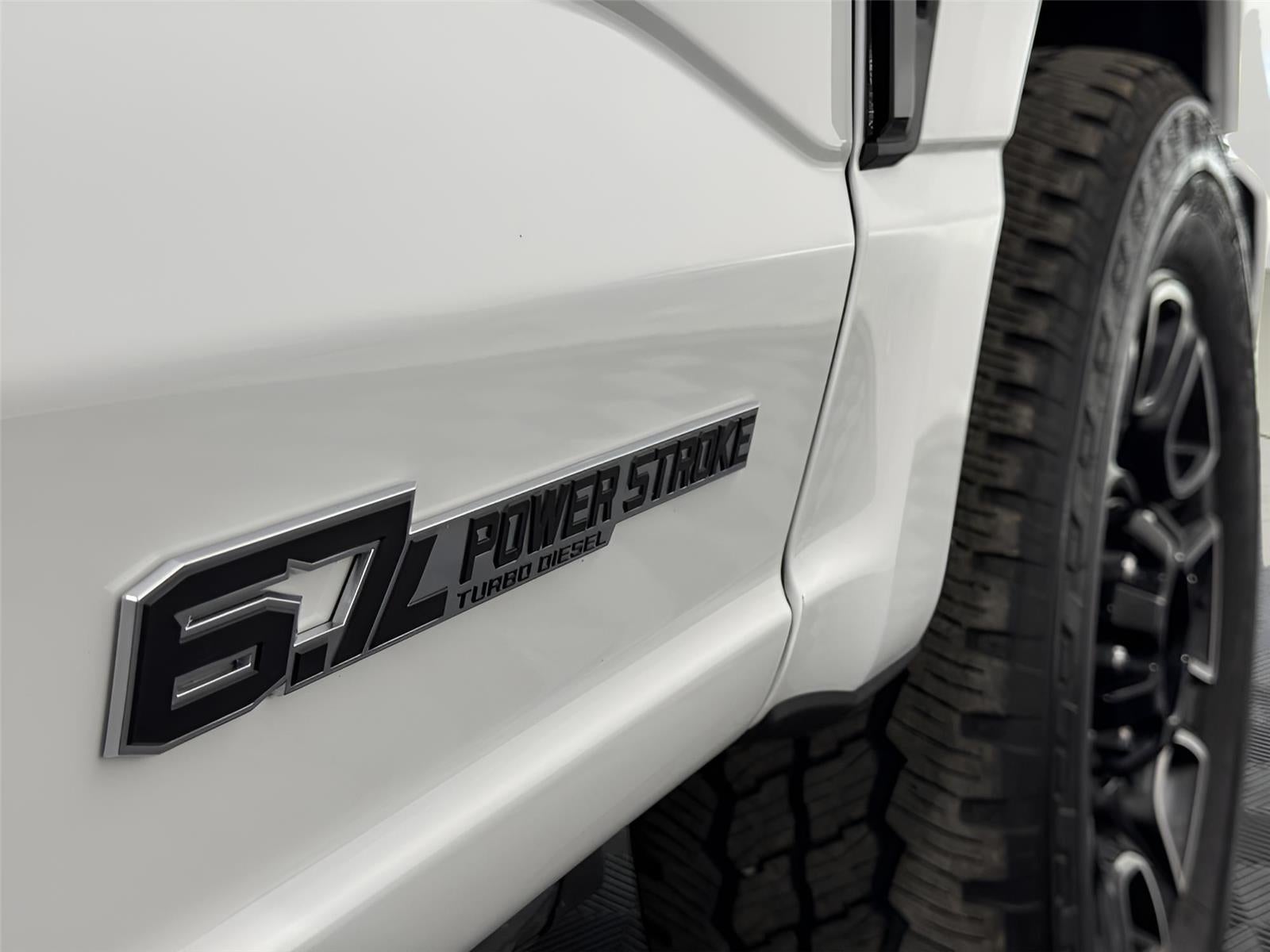 2025 Ford Super Duty F-250 SRW Platinum