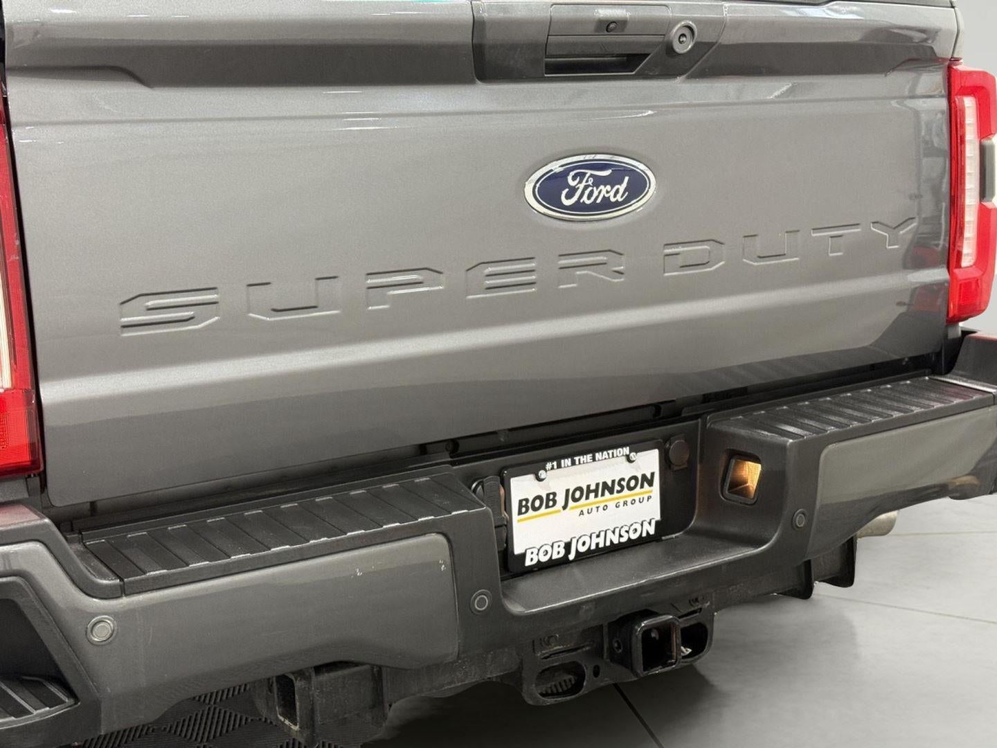 2023 Ford Super Duty F-350 SRW LARIAT