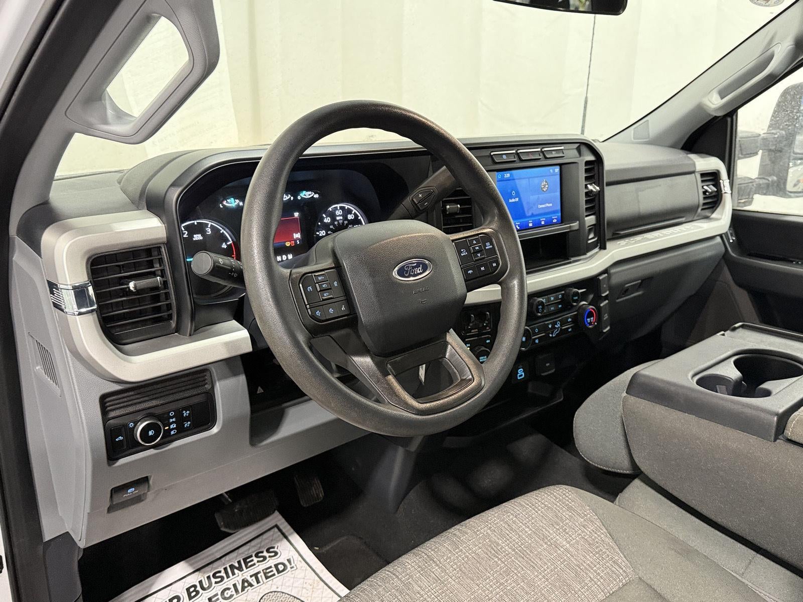 2024 Ford Super Duty F-350 DRW XLT