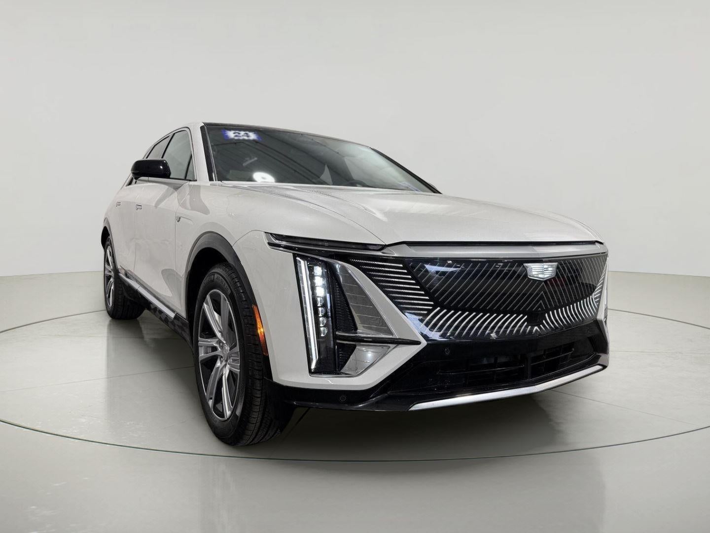 2024 Cadillac LYRIQ Tech