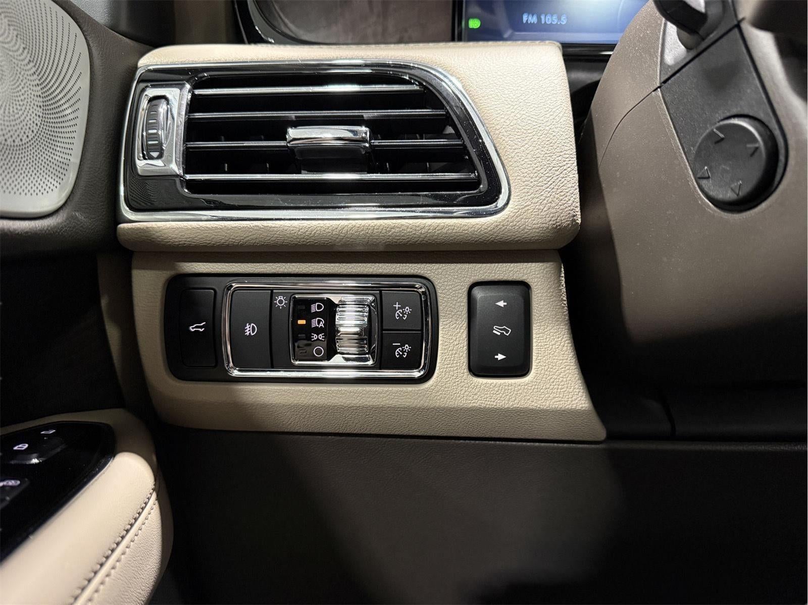 2023 Lincoln Navigator L Reserve