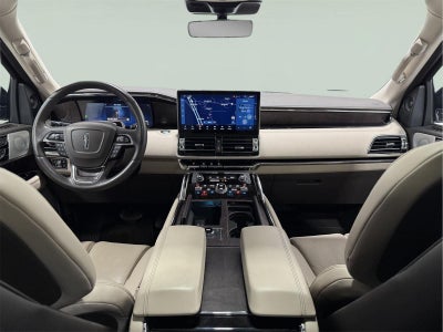 2023 Lincoln Navigator L Reserve