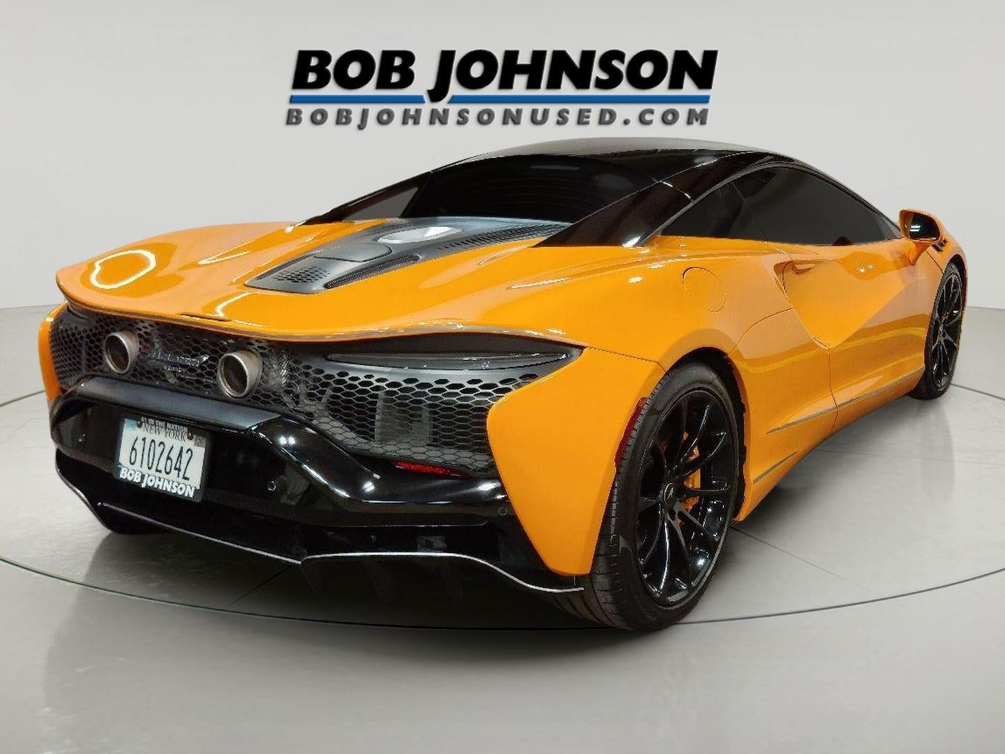 2023 McLaren Artura TechLux